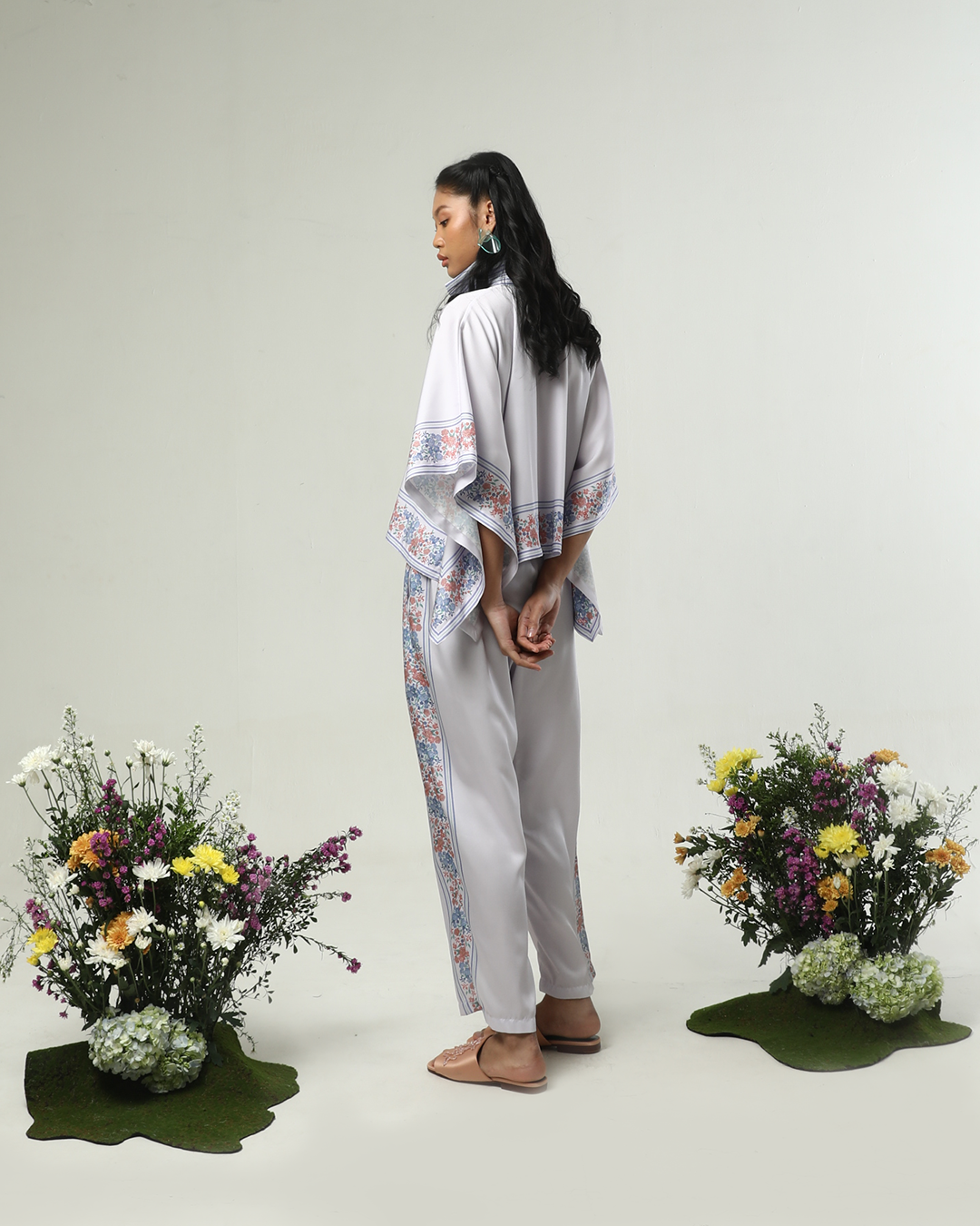 GARDENIA LAVENDER SQUARE TOP