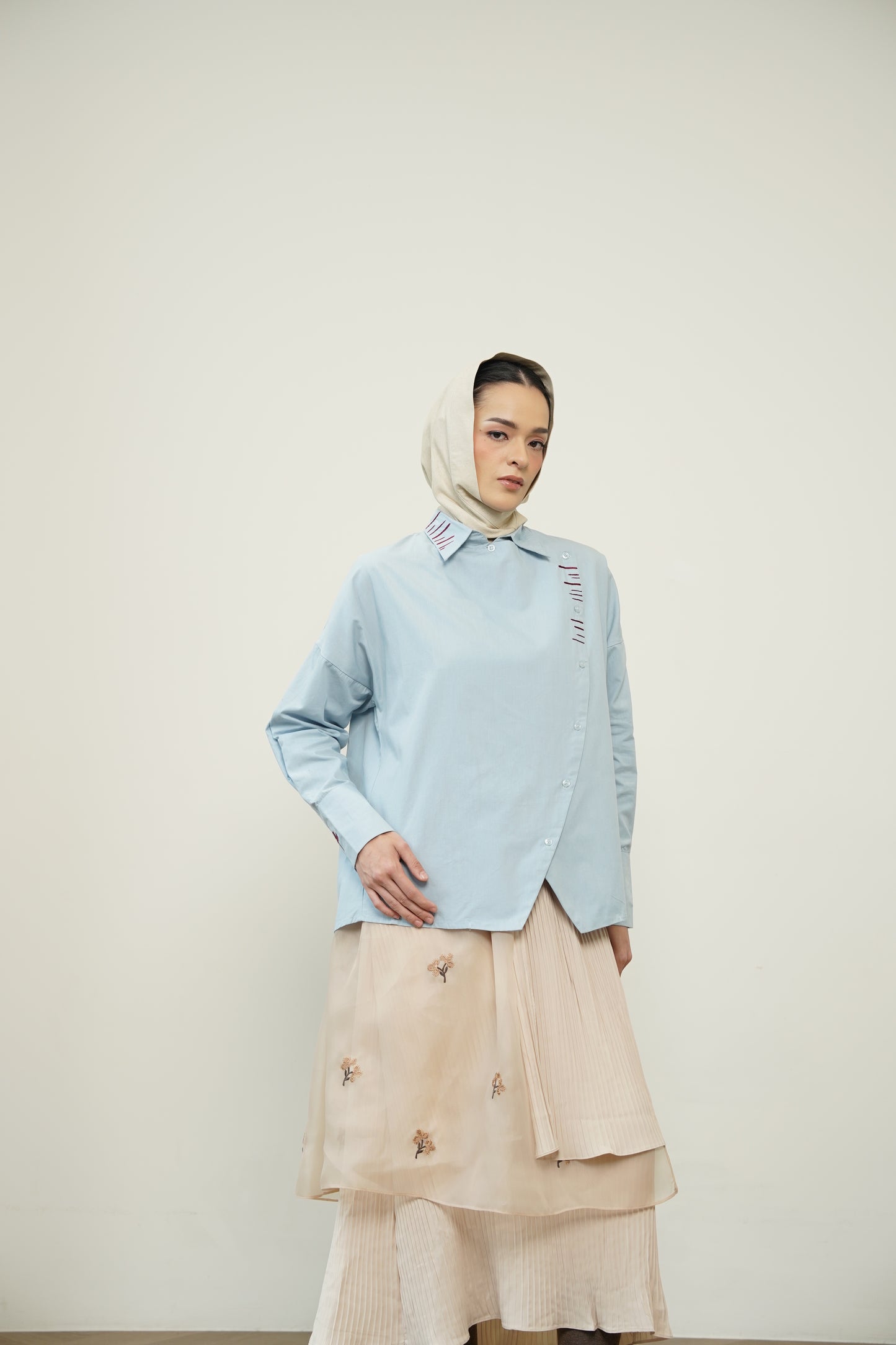 PLEATED SKIRT X INDIRA