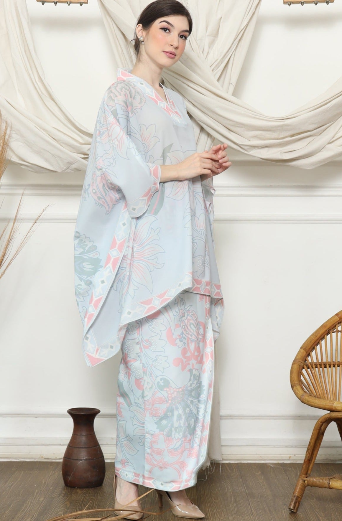 Blue Pink Tropical Flower V Neck Sarong Set