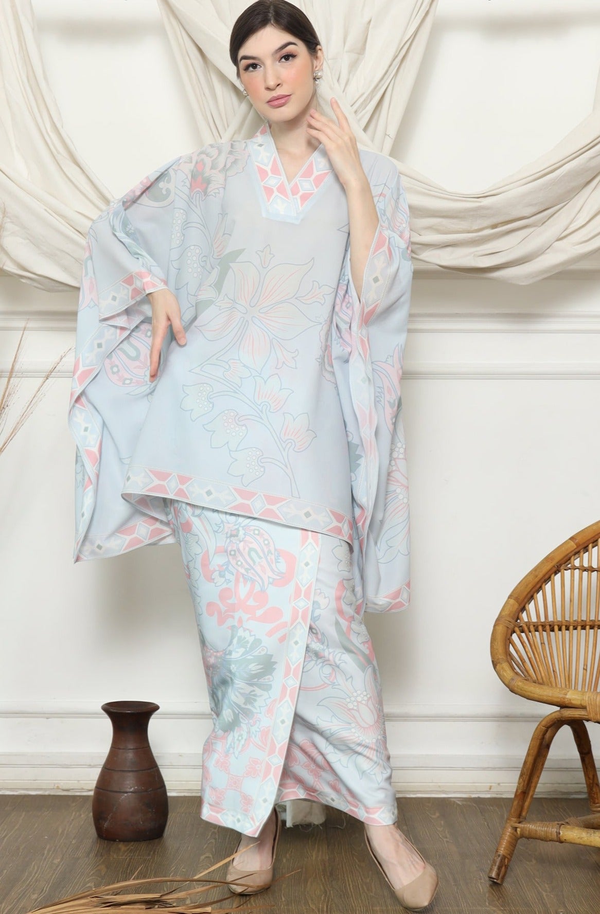 Blue Pink Tropical Flower V Neck Sarong Set