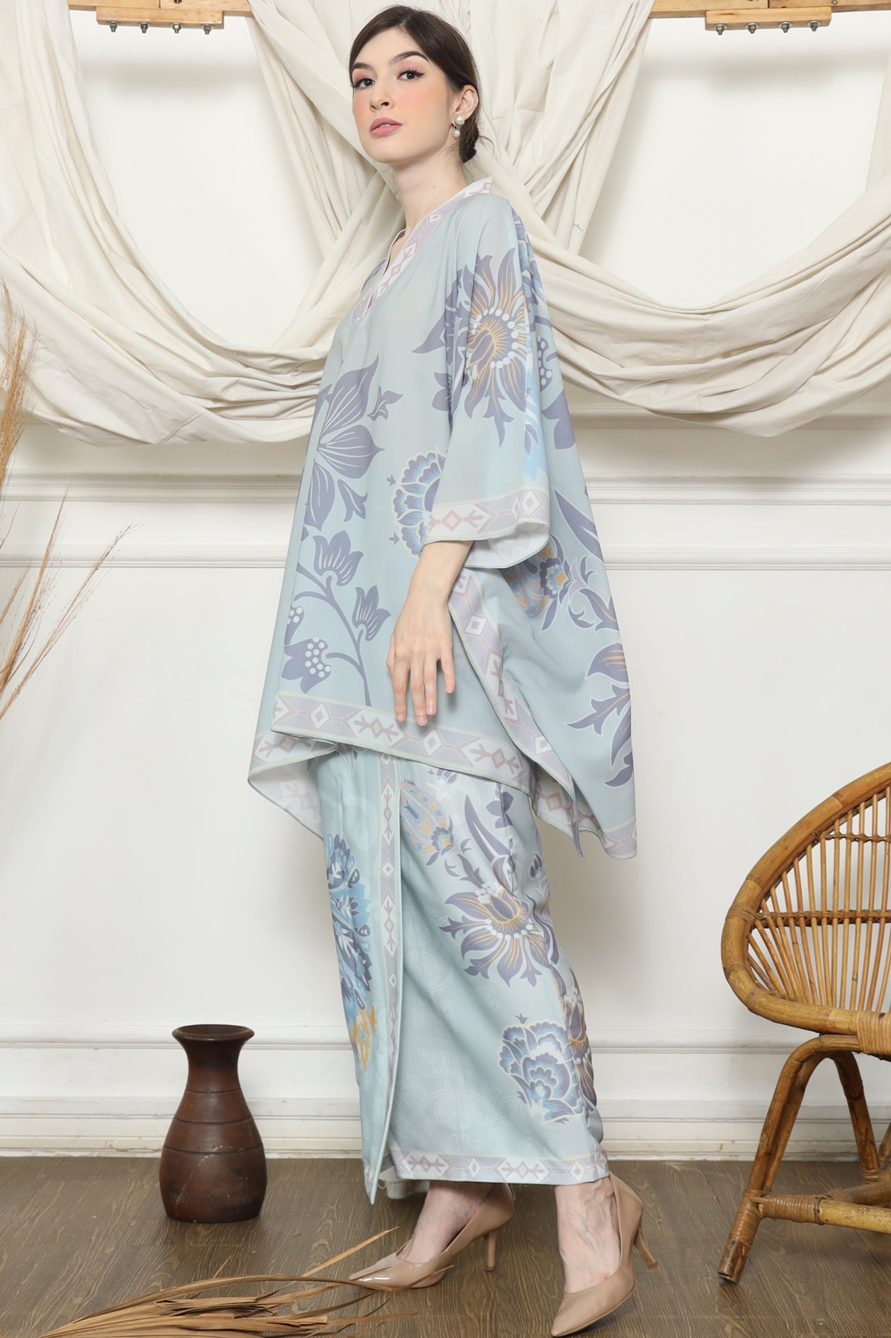 Blue Tropical Flower V Neck Sarong Set