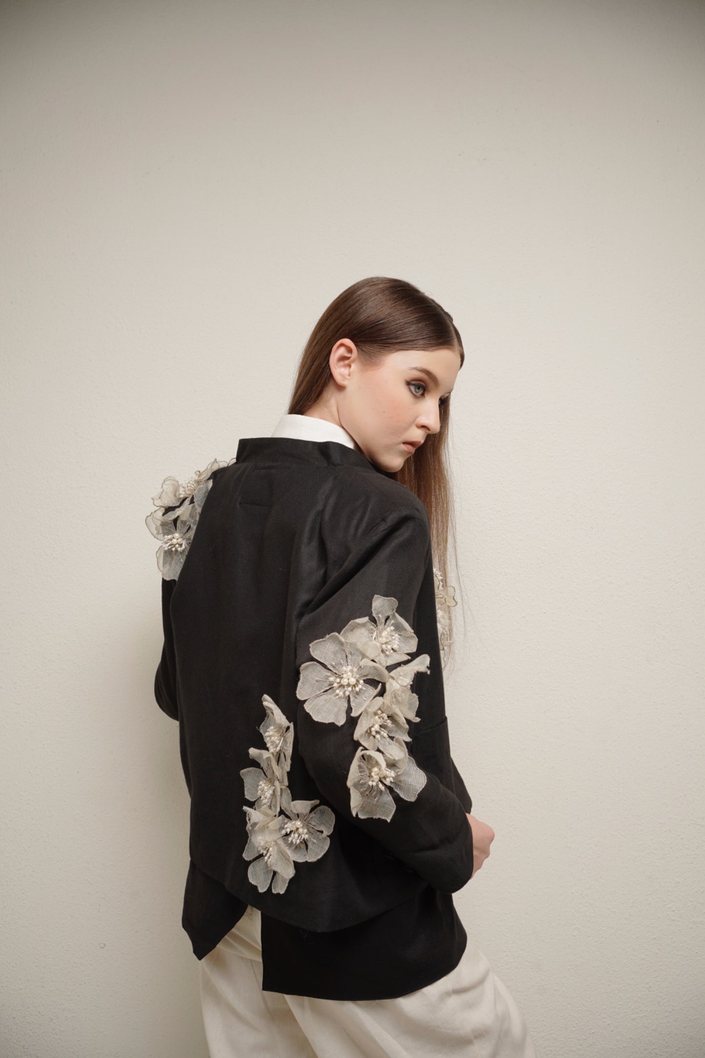 LINEN JACKET
