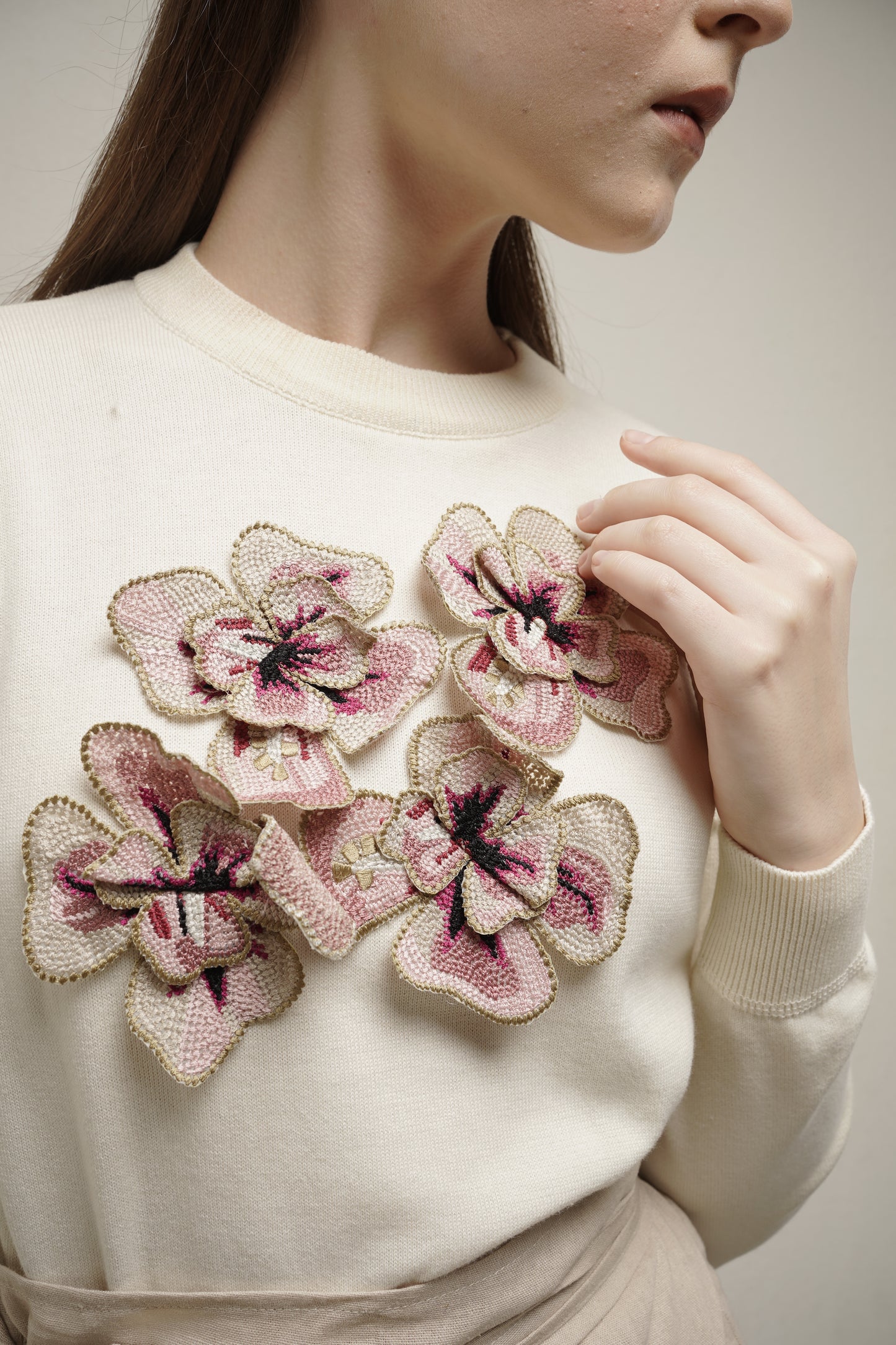 SADA SWEATER