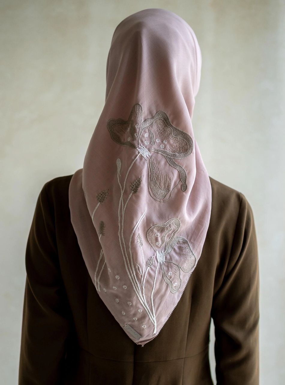 CERITA SCARF