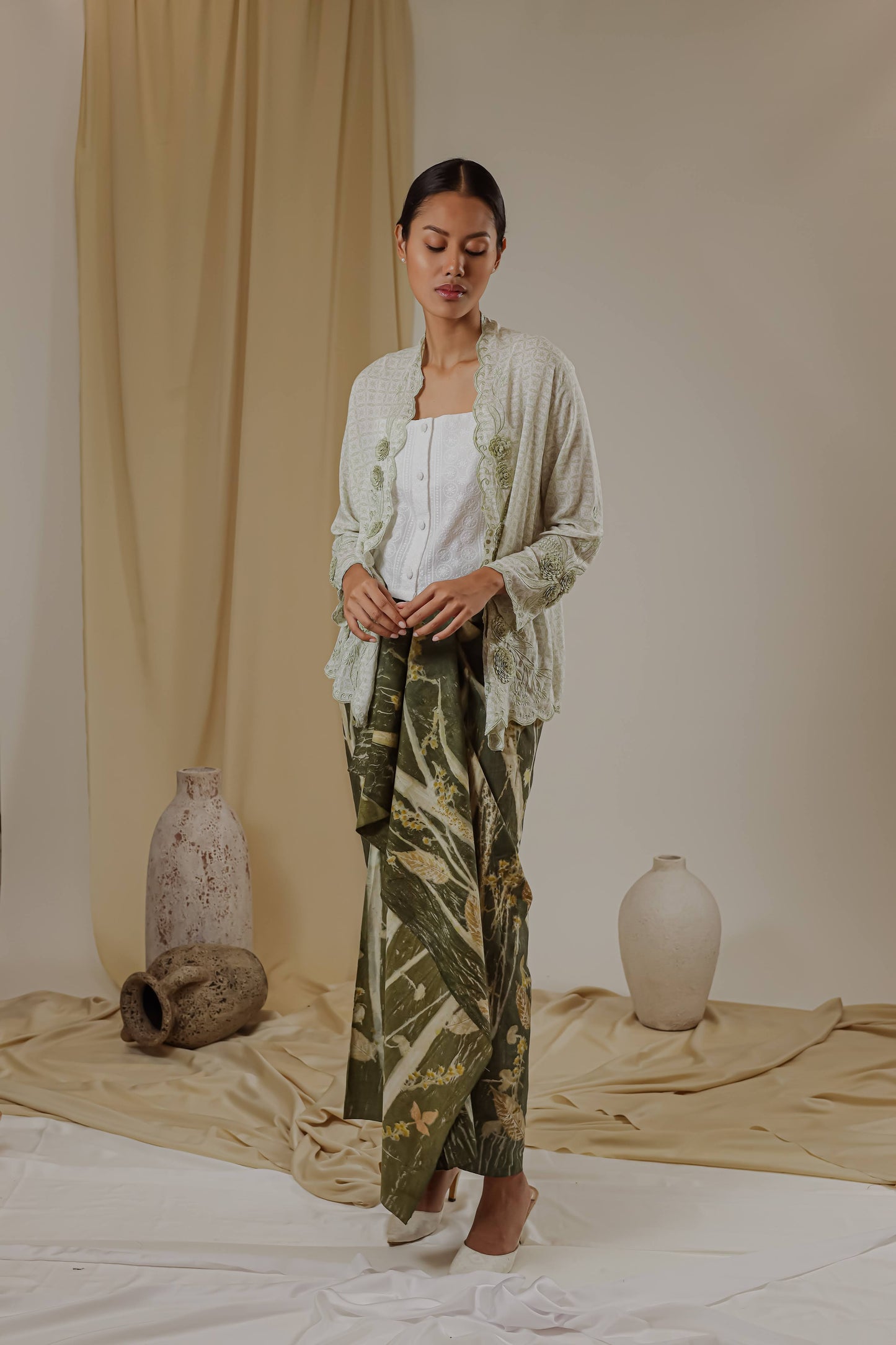 SHORT KEBAYA MAWAR 3D