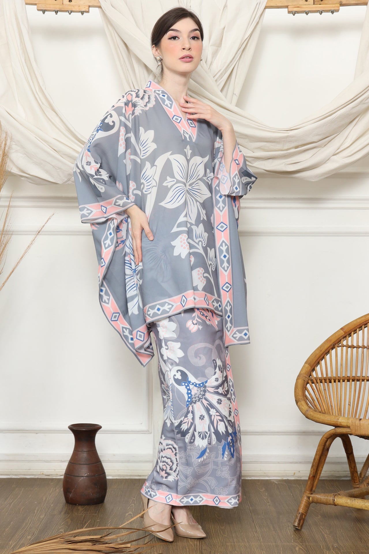 Grey Tropical Flower V Neck Sarong Set