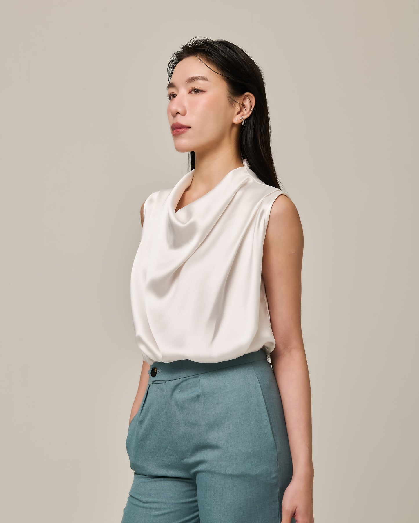 ESTELLE DRAPED TOP