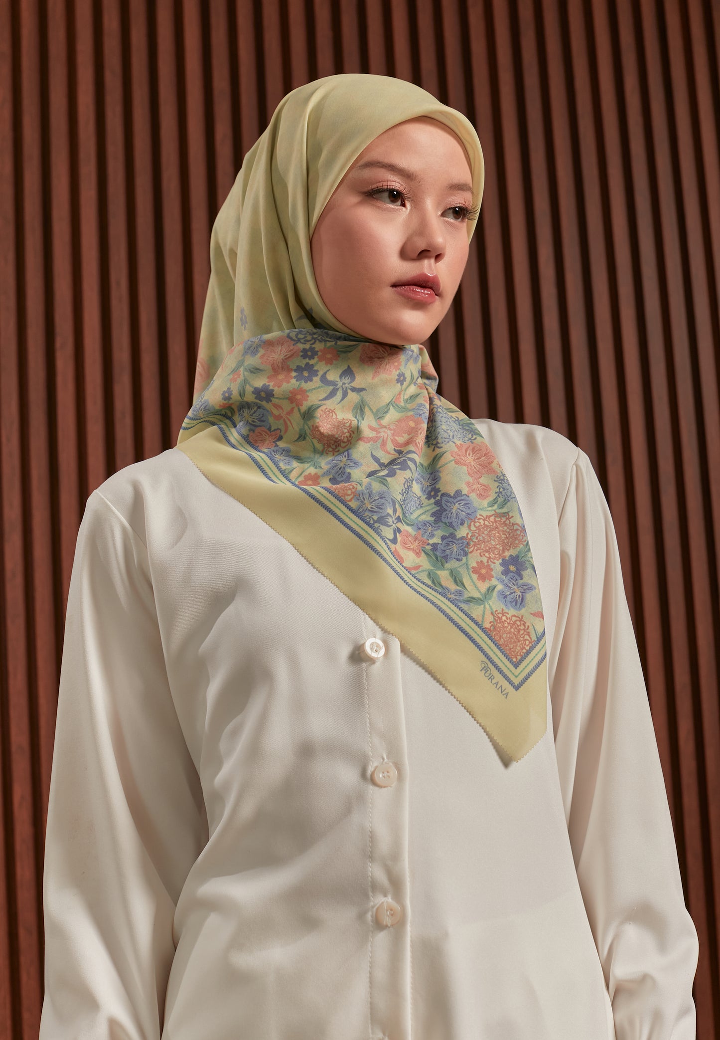 GARDENIA SCARF