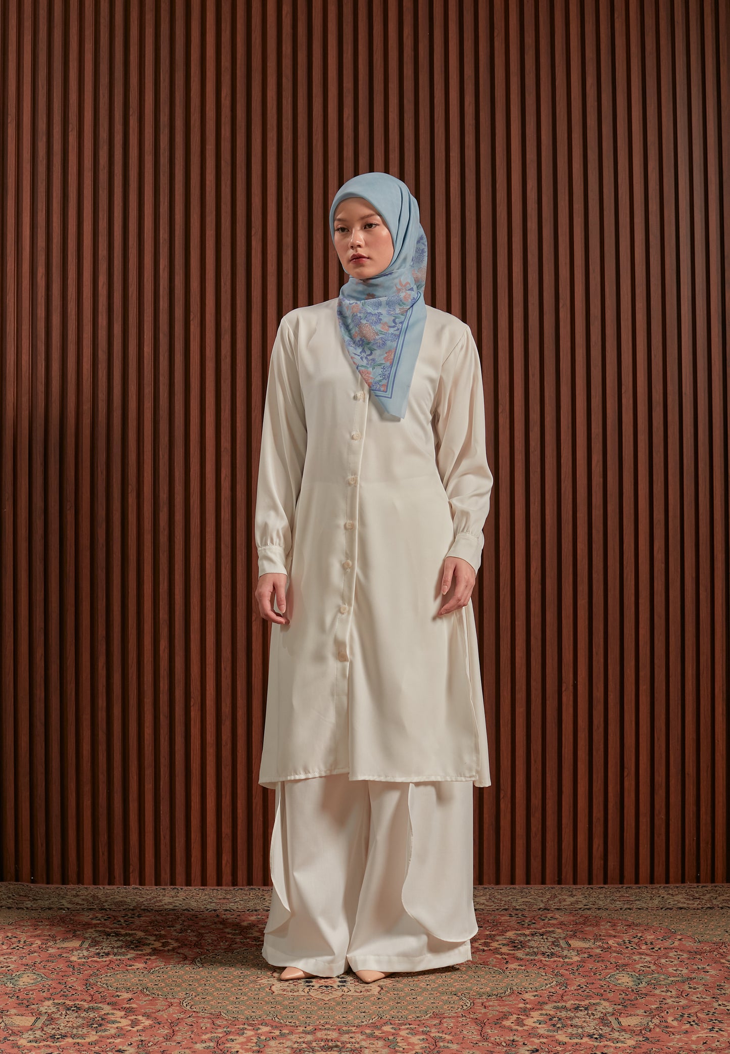 GARDENIA SCARF