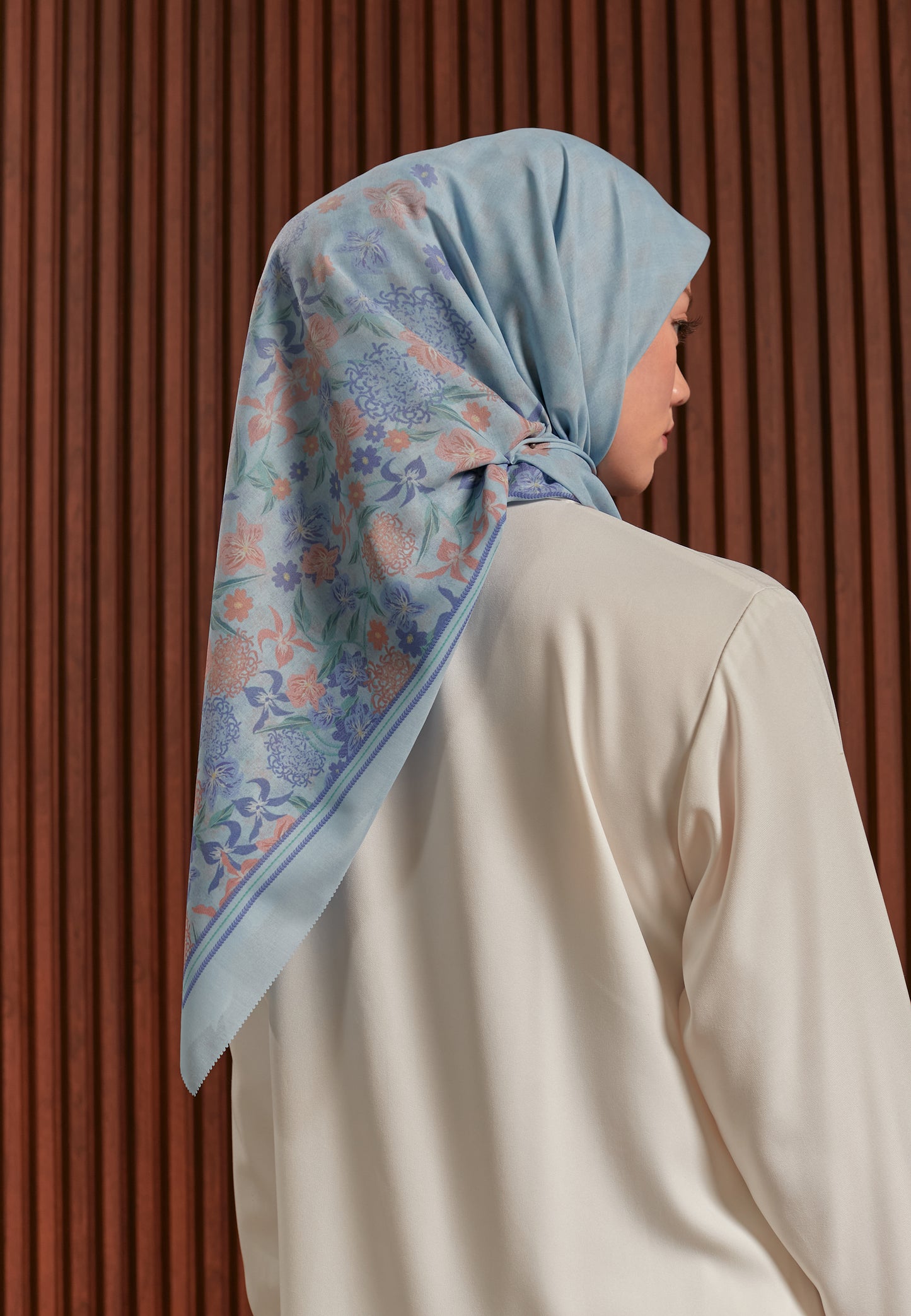GARDENIA SCARF