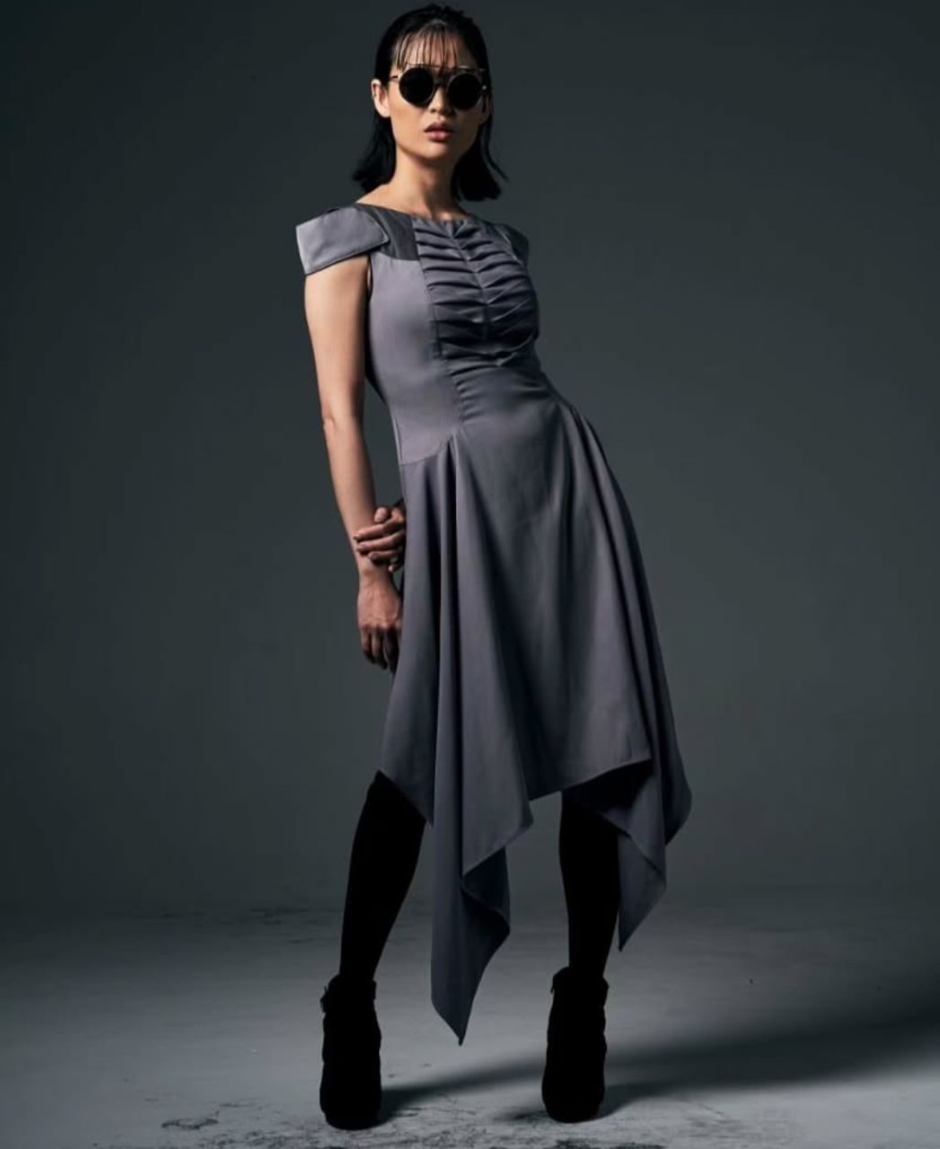 FRONT PLEATED DRESS