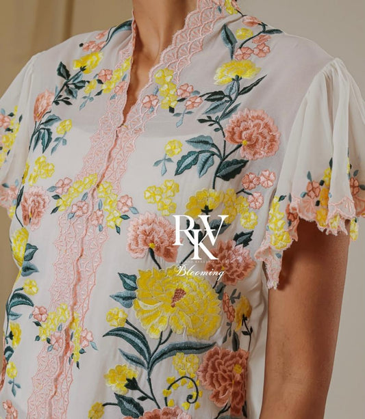 SHORT KEBAYA DAHLIA BROKEN